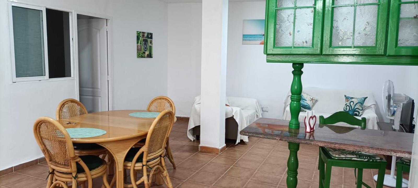 Habitacion En Un Bajo 2 Camas Individual Casa Compartida Abades  Ngoại thất bức ảnh
